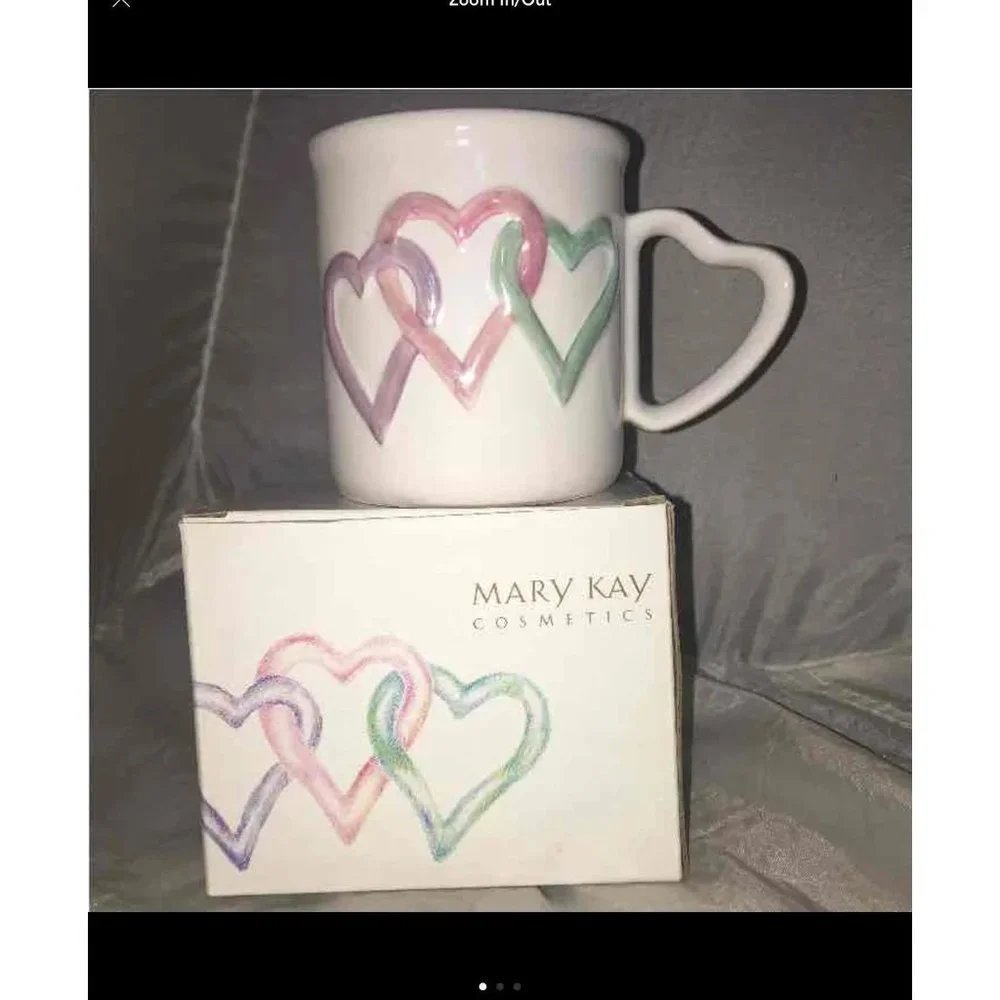 Mary Kay Ceramic Heart Mug NIB - Picture 1 of 3